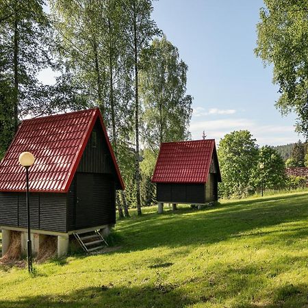 Chatky Skalni Mlyn Adršpach Exterior foto