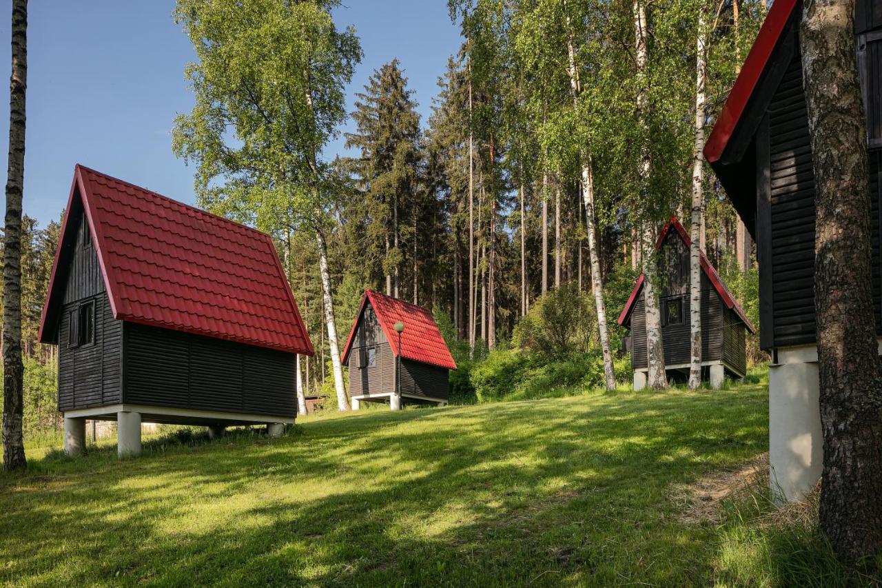 Chatky Skalni Mlyn Adršpach Exterior foto